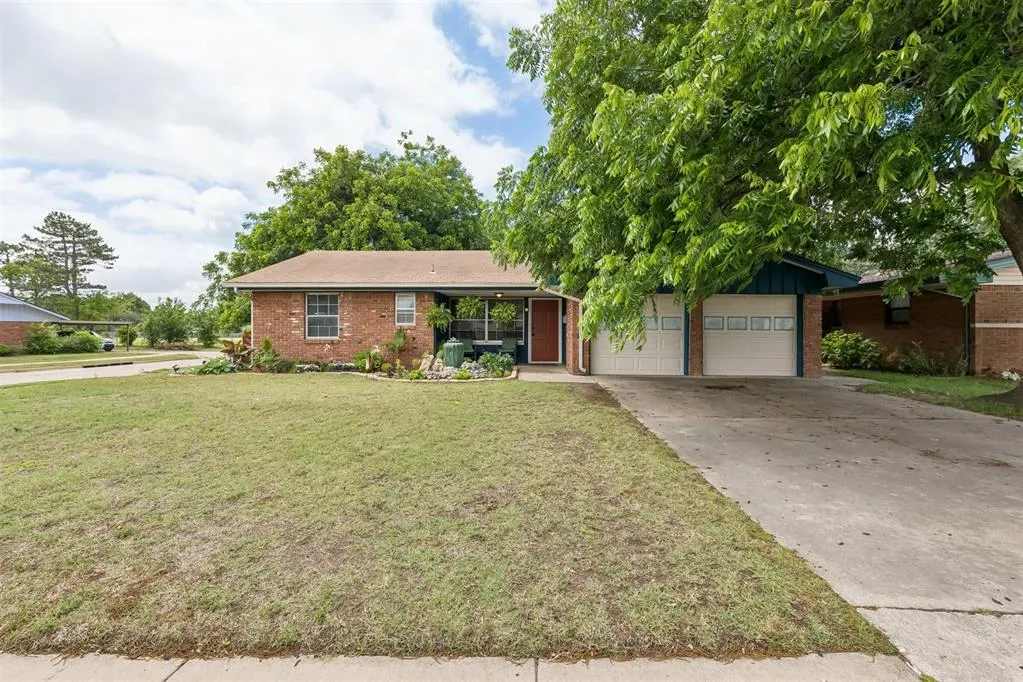 Photo 4 — 4300 NW 48th Street, Oklahoma City, OK 73112