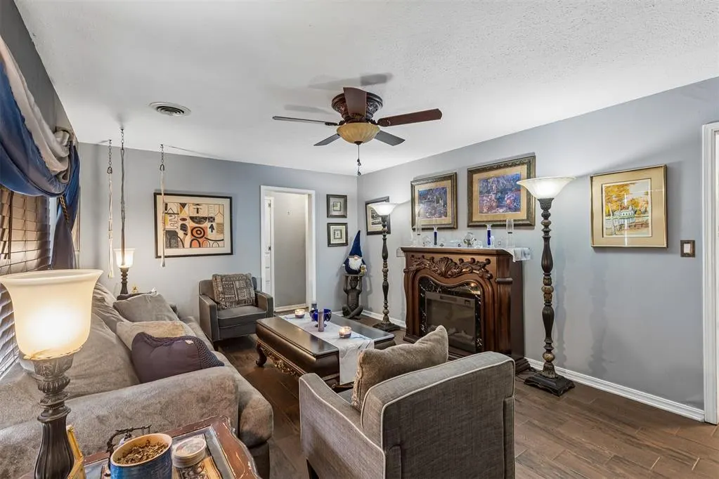 Photo 7 — 4300 NW 48th Street, Oklahoma City, OK 73112