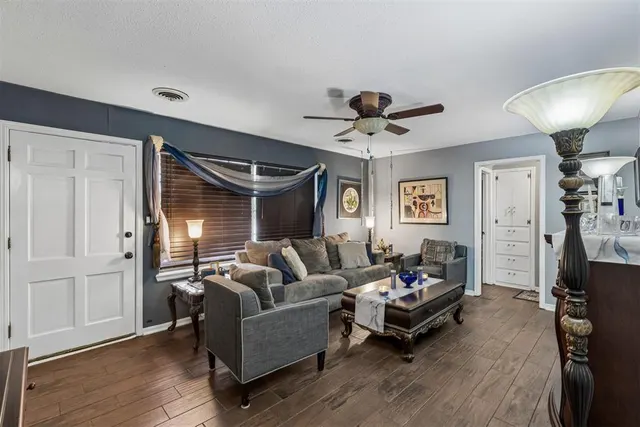 Photo 8 — 4300 NW 48th Street, Oklahoma City, OK 73112