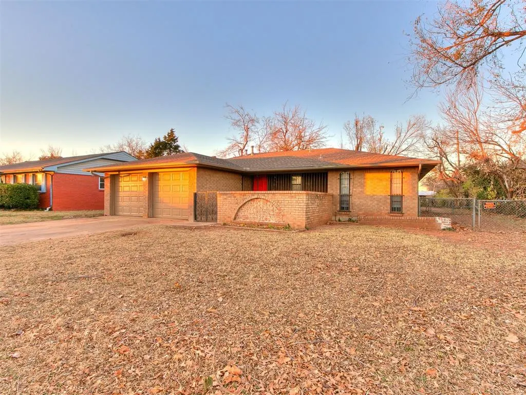 Photo 4 — 319 NW 81st Street, Oklahoma City, OK 73114