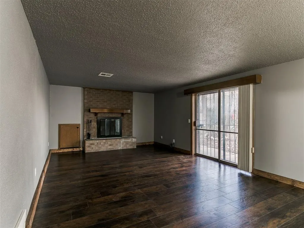 Photo 6 — 319 NW 81st Street, Oklahoma City, OK 73114