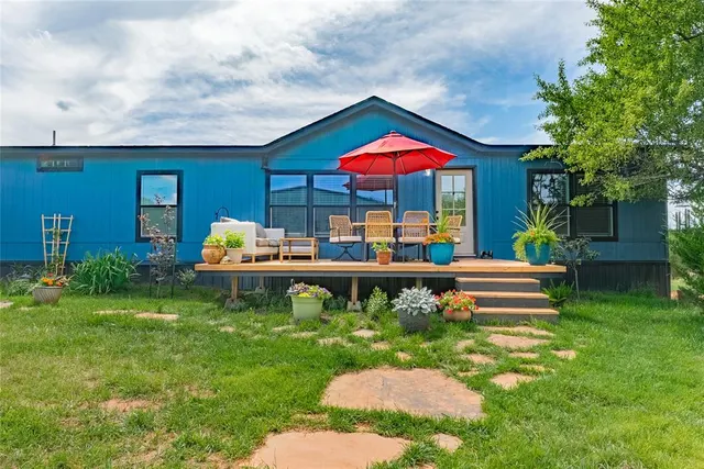 Photo 2 — 100925 S 3330 Road, Harrah, OK 73045