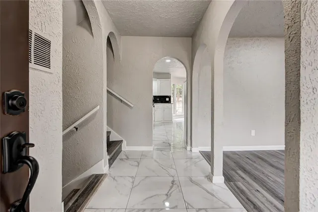 Photo 3 — 8009 Golden Oaks Road, Oklahoma City, OK 73127