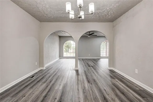 Photo 8 — 8009 Golden Oaks Road, Oklahoma City, OK 73127