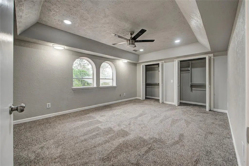 Photo 14 — 8009 Golden Oaks Road, Oklahoma City, OK 73127