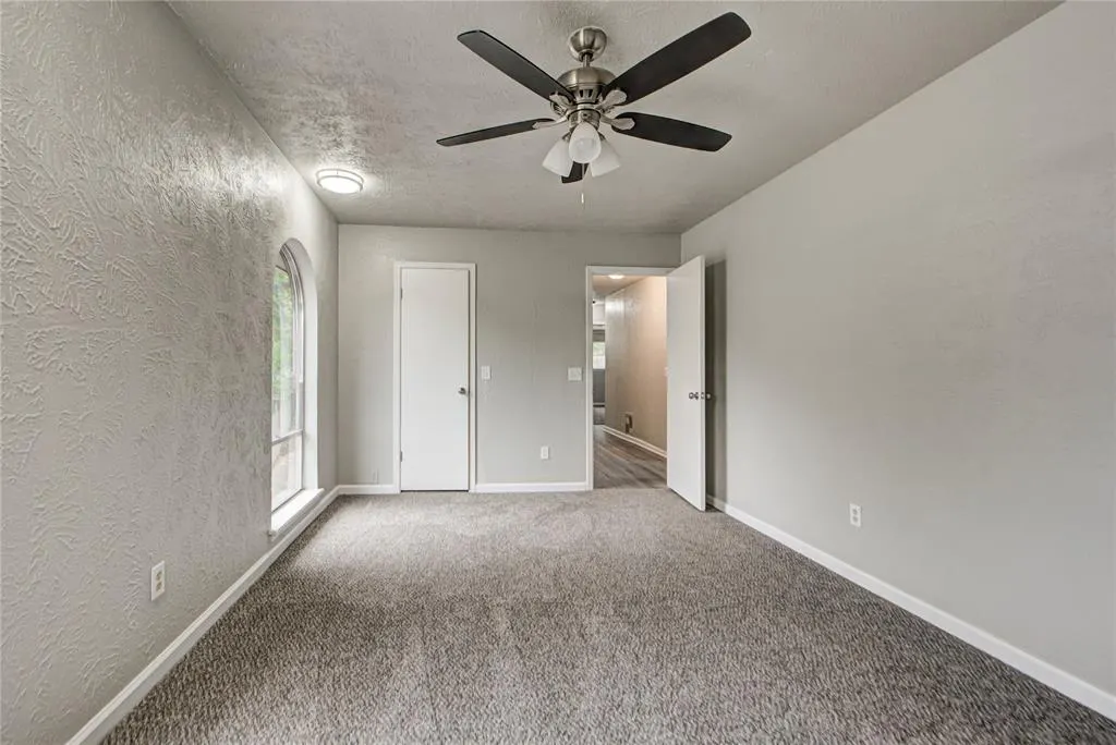 Photo 21 — 8009 Golden Oaks Road, Oklahoma City, OK 73127