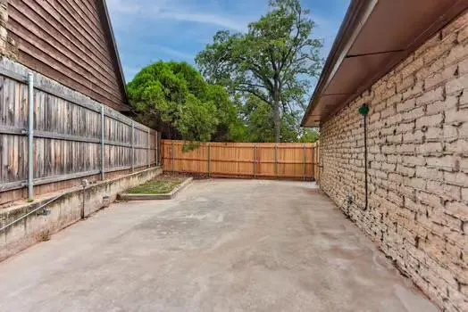 Photo 41 — 8009 Golden Oaks Road, Oklahoma City, OK 73127
