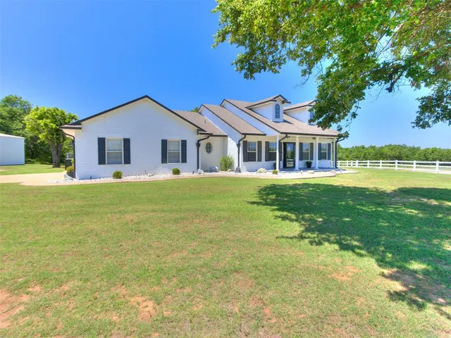 Photo 4 — 17656 Deer Trail, McLoud, OK 74851