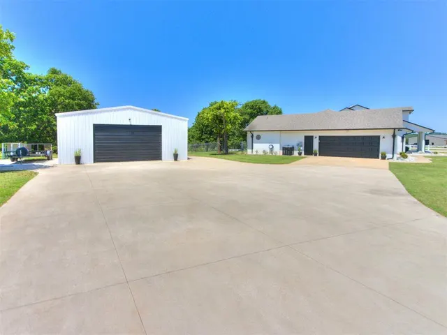 Photo 6 — 17656 Deer Trail, McLoud, OK 74851