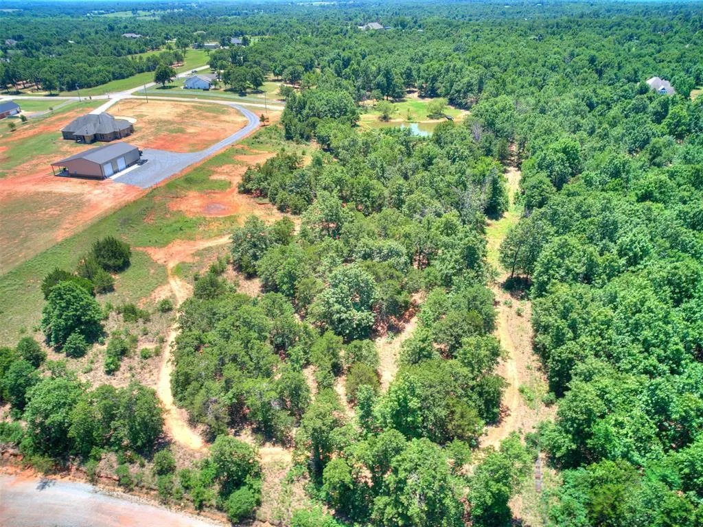 Photo 48 — 17656 Deer Trail, McLoud, OK 74851