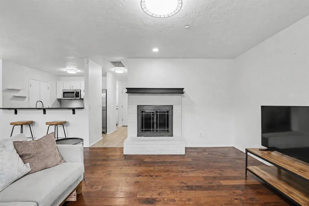Photo 7 — 13711 E Crossing Way, Edmond, OK 73013