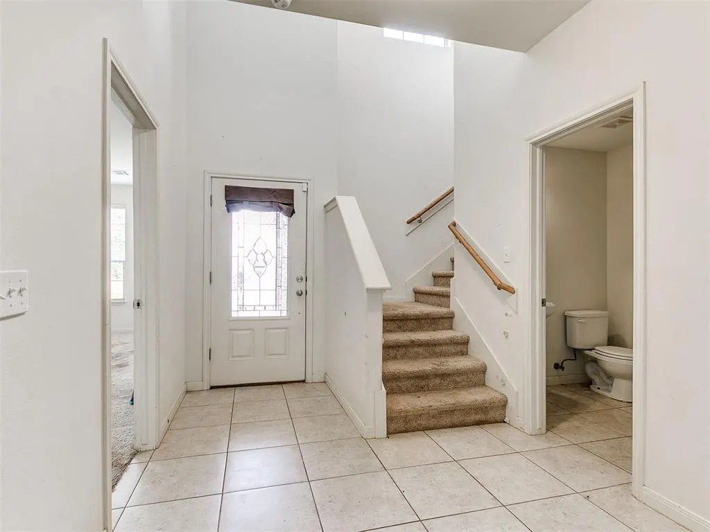 Photo 10 — 10812 SW 33rd, Yukon, OK 73099