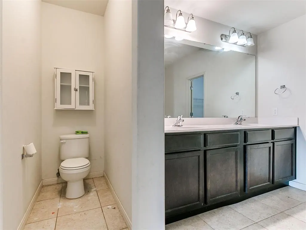 Photo 20 — 10812 SW 33rd, Yukon, OK 73099