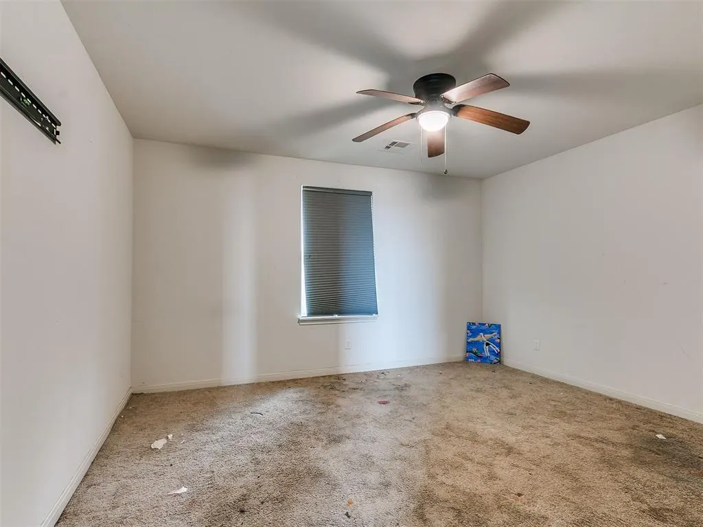 Photo 32 — 10812 SW 33rd, Yukon, OK 73099