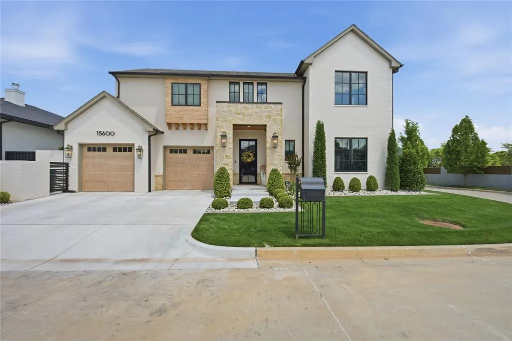 Front exterior — 15600 Waterstone Way, Edmond, OK 73013