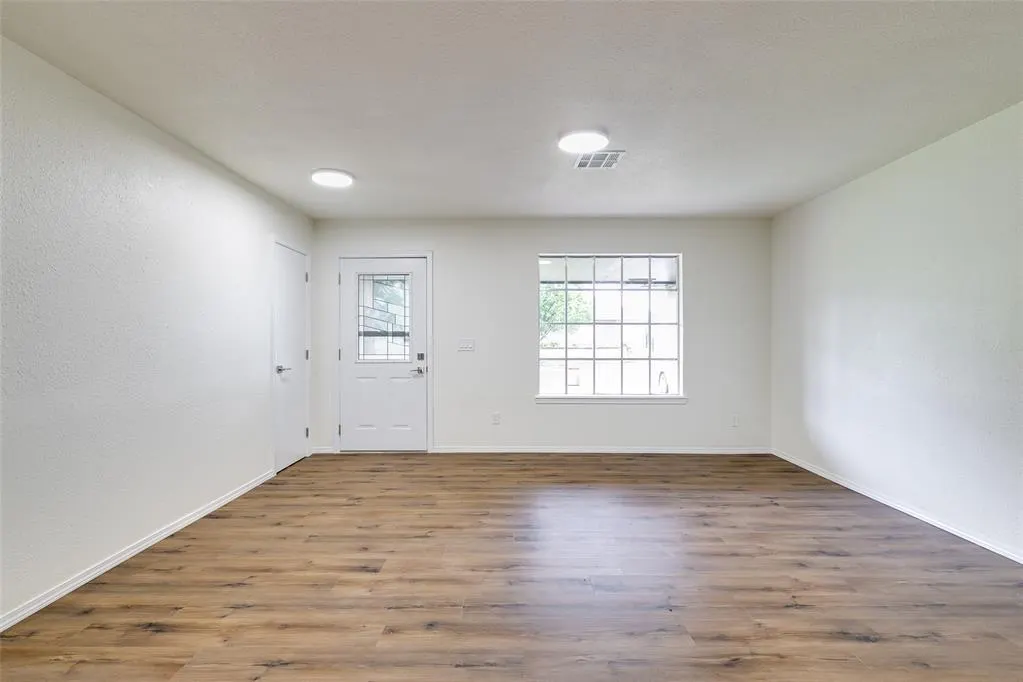 Photo 5 — 4109 Angela Circle, Del City, OK 73115