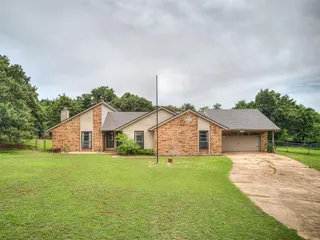 Sold home at 3904 Redbud Lane