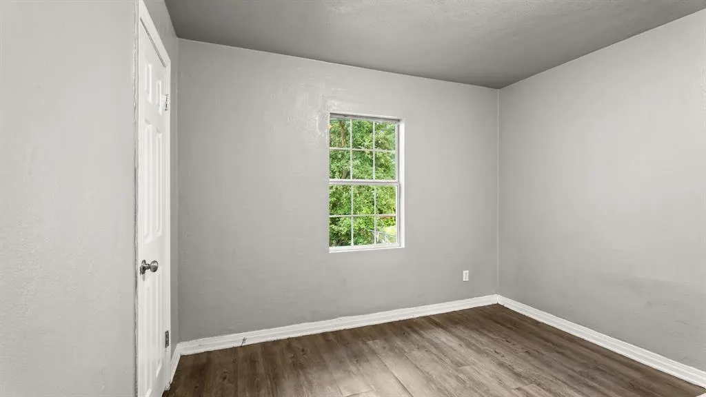 Photo 15 — 2212 Miramar Boulevard, Oklahoma City, OK 73111