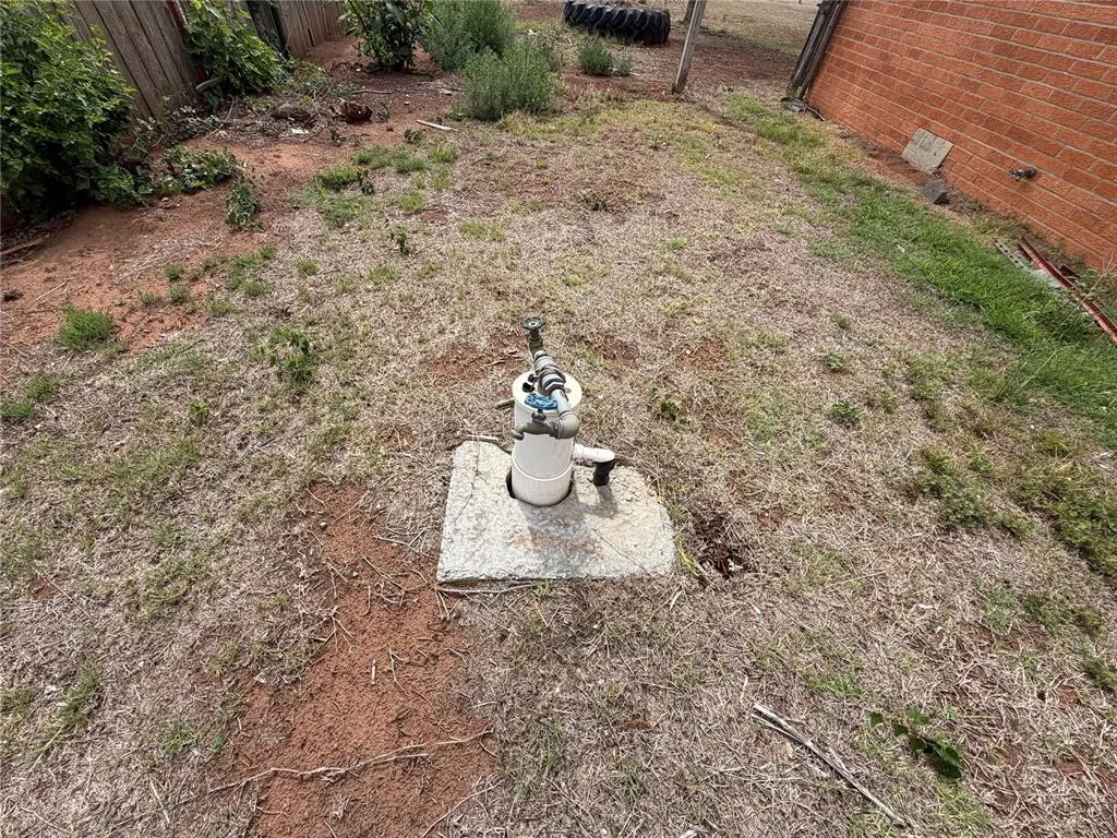 Photo 19 — 210 S 6th Street, Sentinel, OK 73664