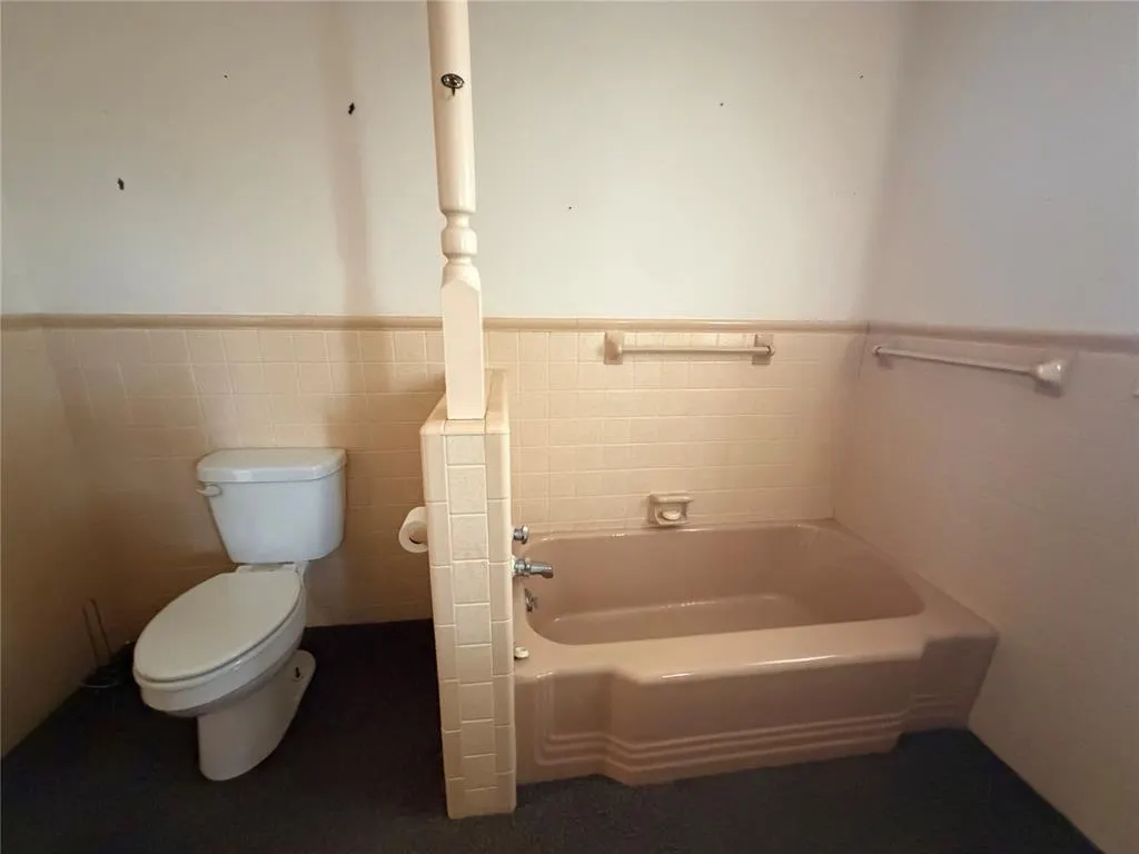 Photo 24 — 210 S 6th Street, Sentinel, OK 73664