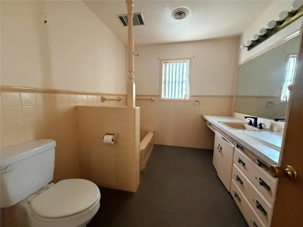 Photo 26 — 210 S 6th Street, Sentinel, OK 73664
