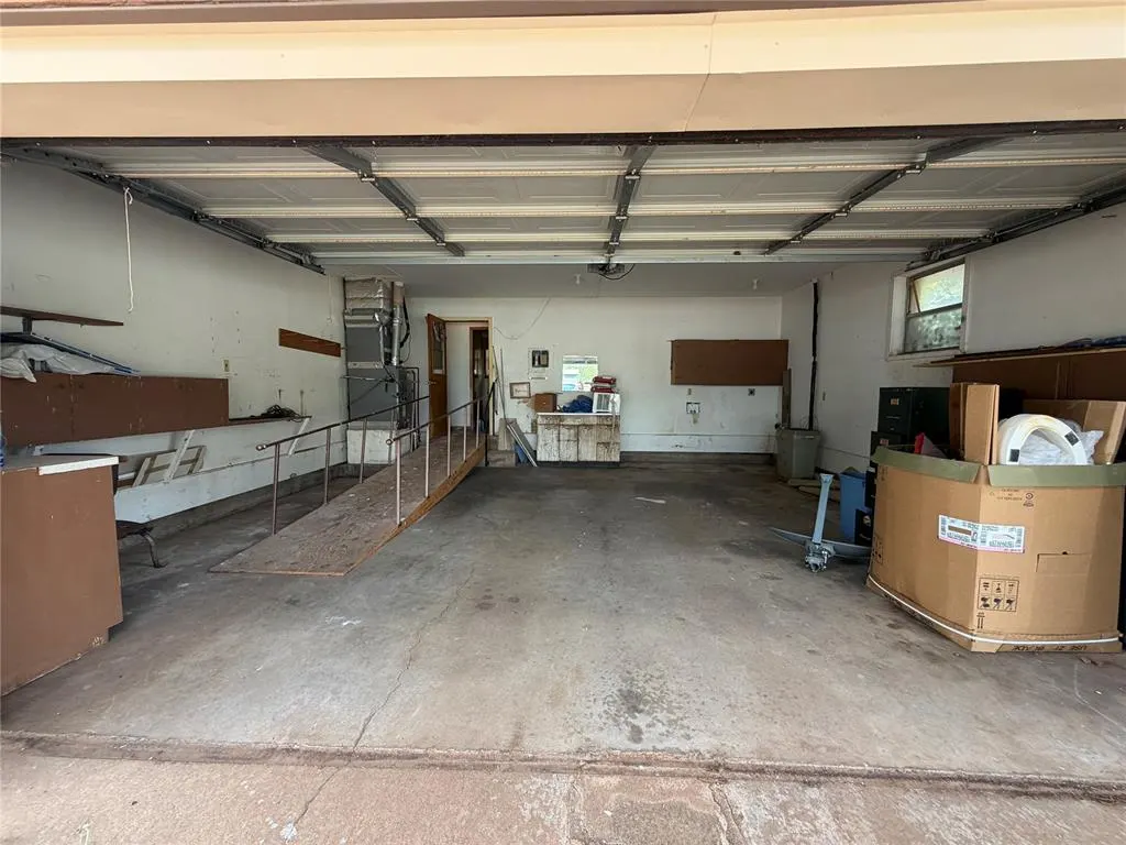 Photo 27 — 210 S 6th Street, Sentinel, OK 73664