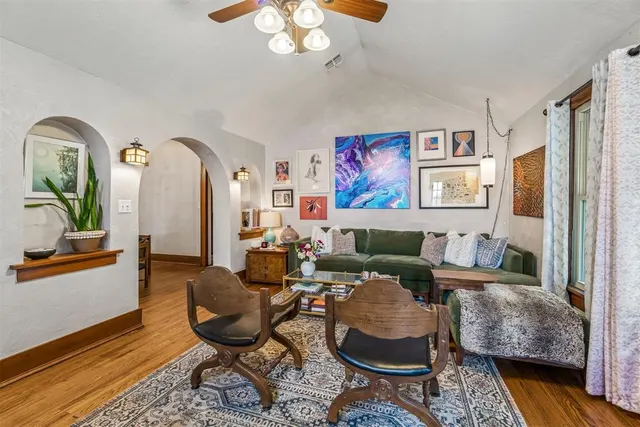 Photo 4 — 2104 NW 22nd Street, Oklahoma City, OK 73107