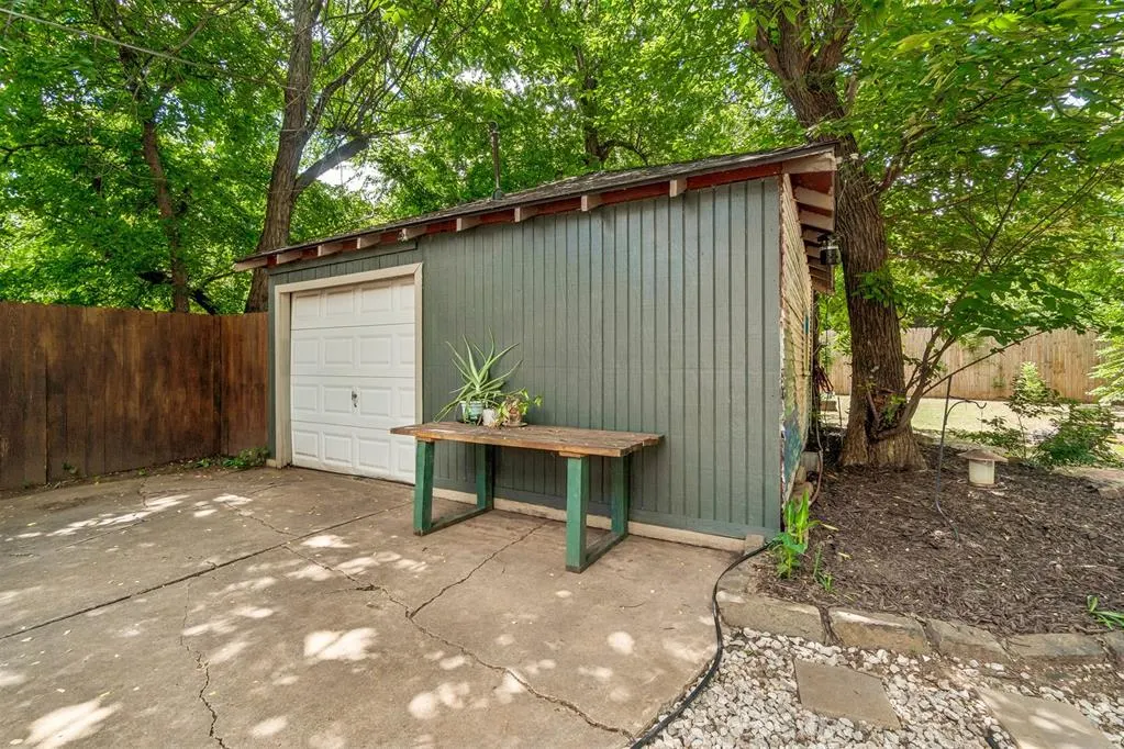 Photo 43 — 2104 NW 22nd Street, Oklahoma City, OK 73107