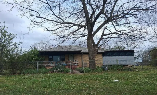 Front exterior — 622 N Lake Avenue, Davenport, OK 74026
