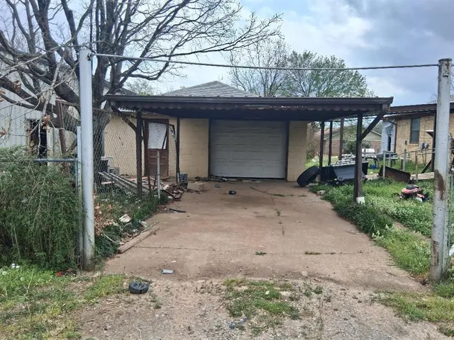 Photo 2 — 622 N Lake Avenue, Davenport, OK 74026