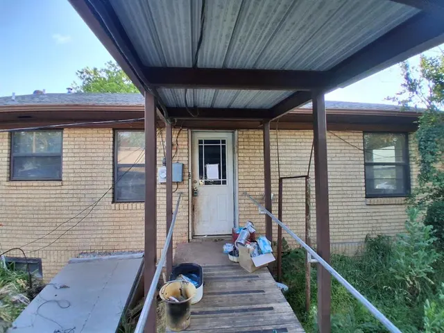 Photo 3 — 622 N Lake Avenue, Davenport, OK 74026
