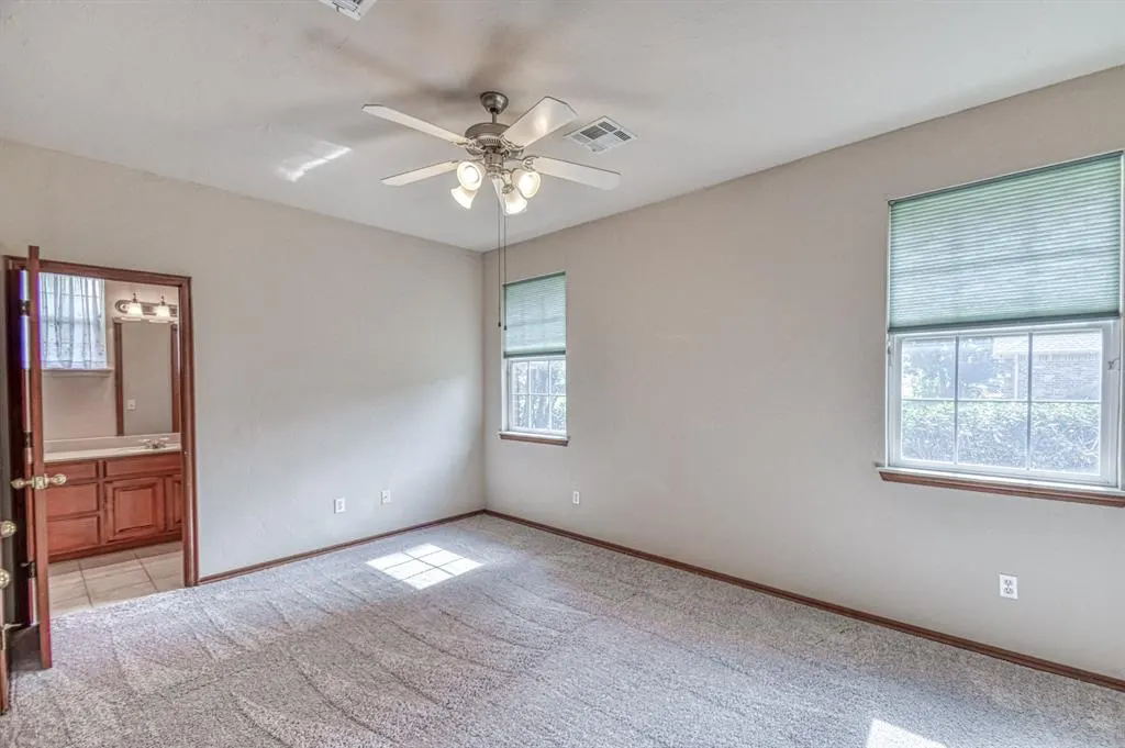 Photo 28 — 9605 S Hillcrest Drive, Oklahoma City, OK 73159