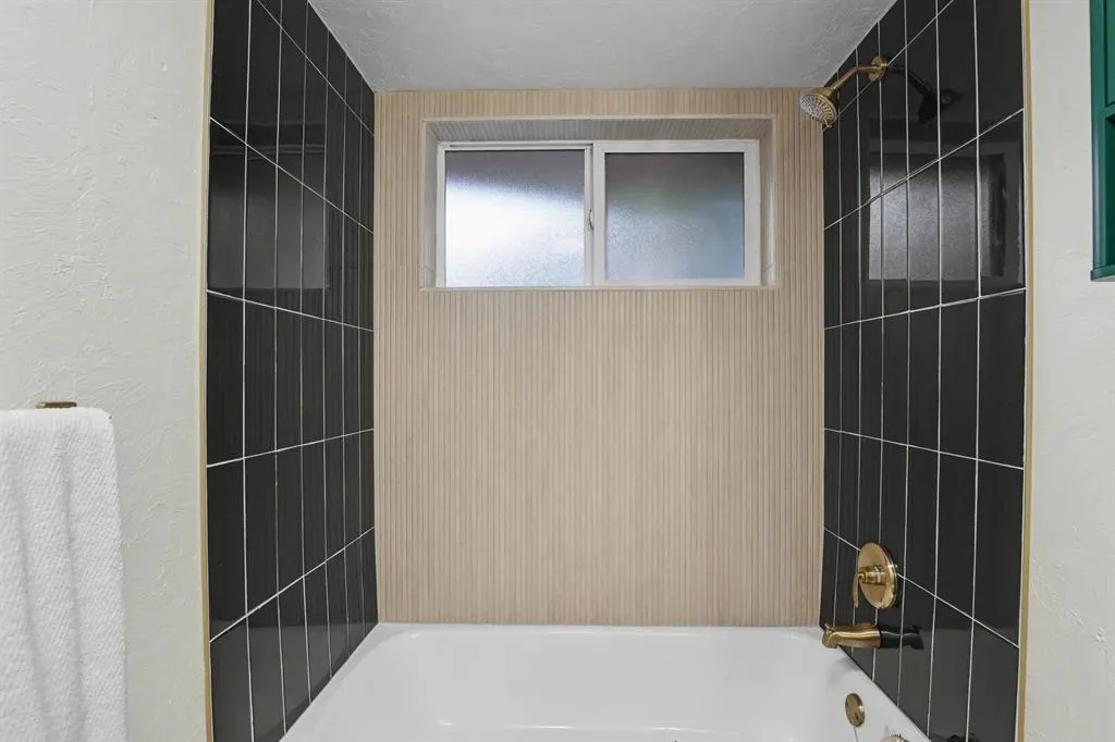 Photo 17 — Address unavailable, Edmond, OK 73013