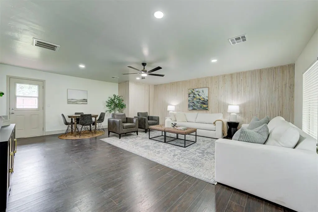 Photo 5 — 511 Highland Hills Drive, Edmond, OK 73034