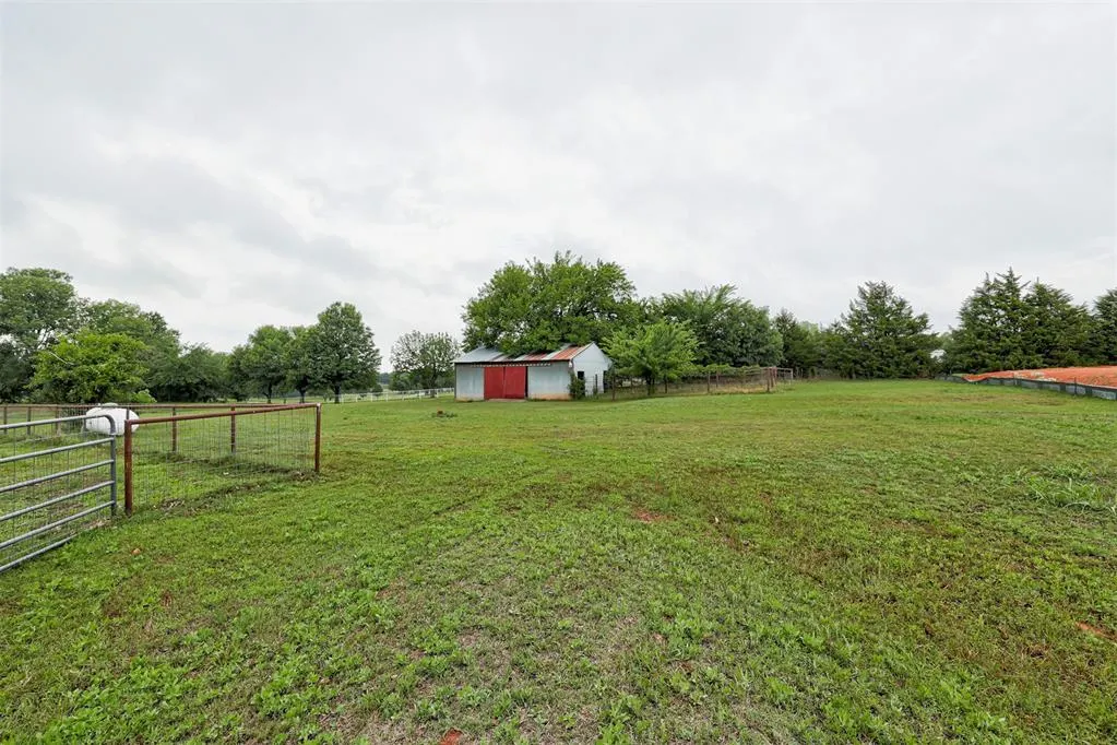 Photo 43 — 511 Highland Hills Drive, Edmond, OK 73034