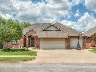 Sold home at 11613 SW 18th Street
