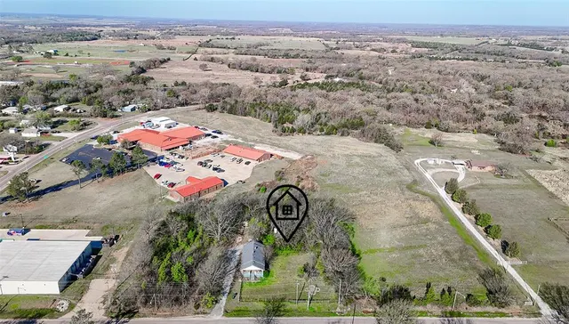 Photo 4 — 501 N West Street, Konawa, OK 74849