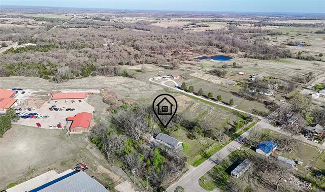 Photo 5 — 501 N West Street, Konawa, OK 74849