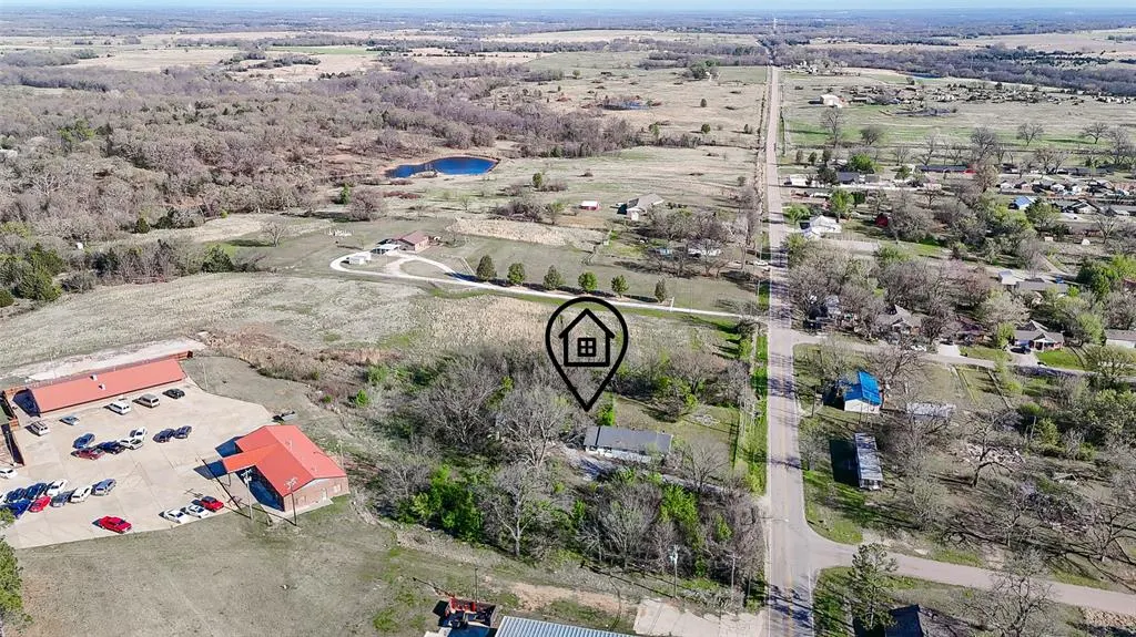 Photo 6 — 501 N West Street, Konawa, OK 74849