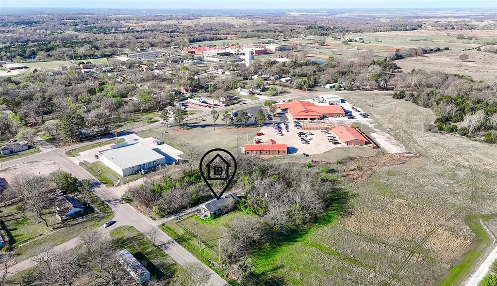 Photo 14 — 501 N West Street, Konawa, OK 74849