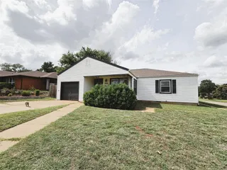 Sold home at 523 E Arlington Avenue