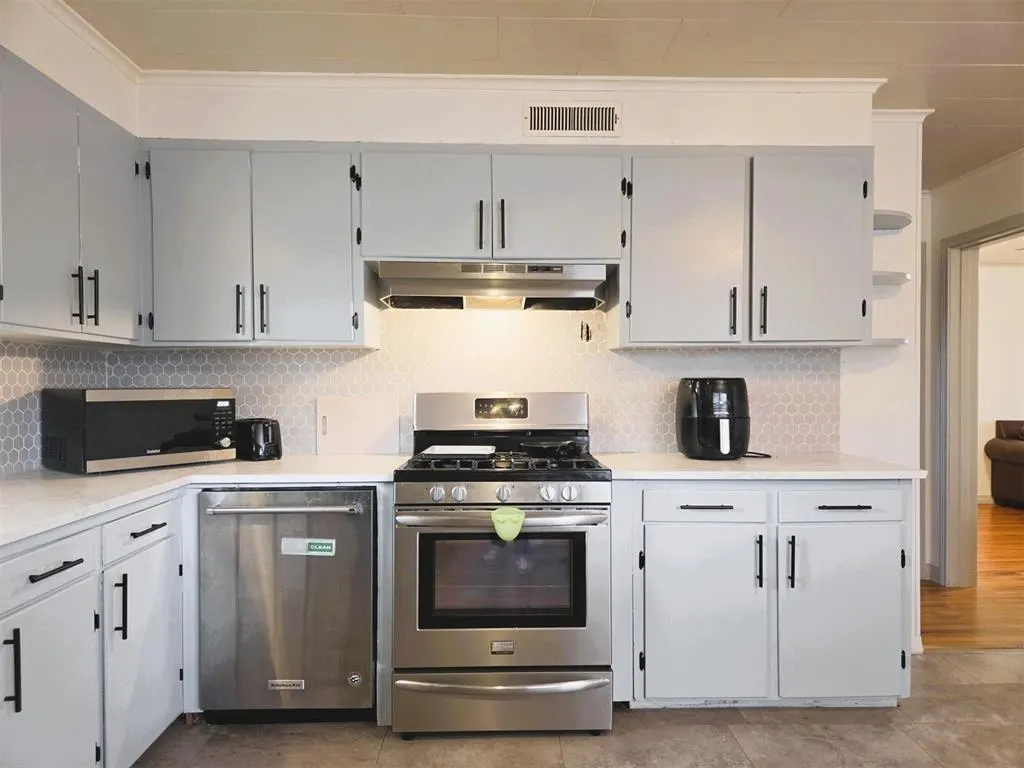 Photo 7 — 523 E Arlington Avenue, Weatherford, OK 73096