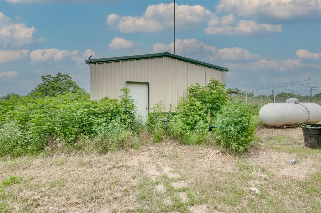 Photo 32 — 331743 E 1020 Road, Harrah, OK 73045