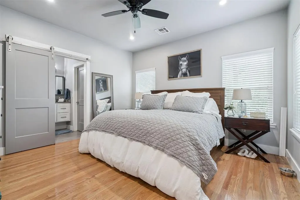 Photo 17 — 902 Wilson Street, Norman, OK 73072