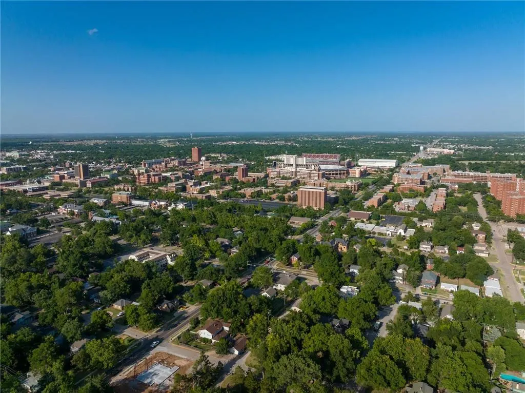 Photo 50 — 902 Wilson Street, Norman, OK 73072
