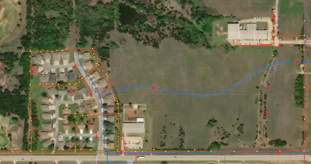 Photo 2 — 122 E Richmond Road, Stillwater, OK 74075