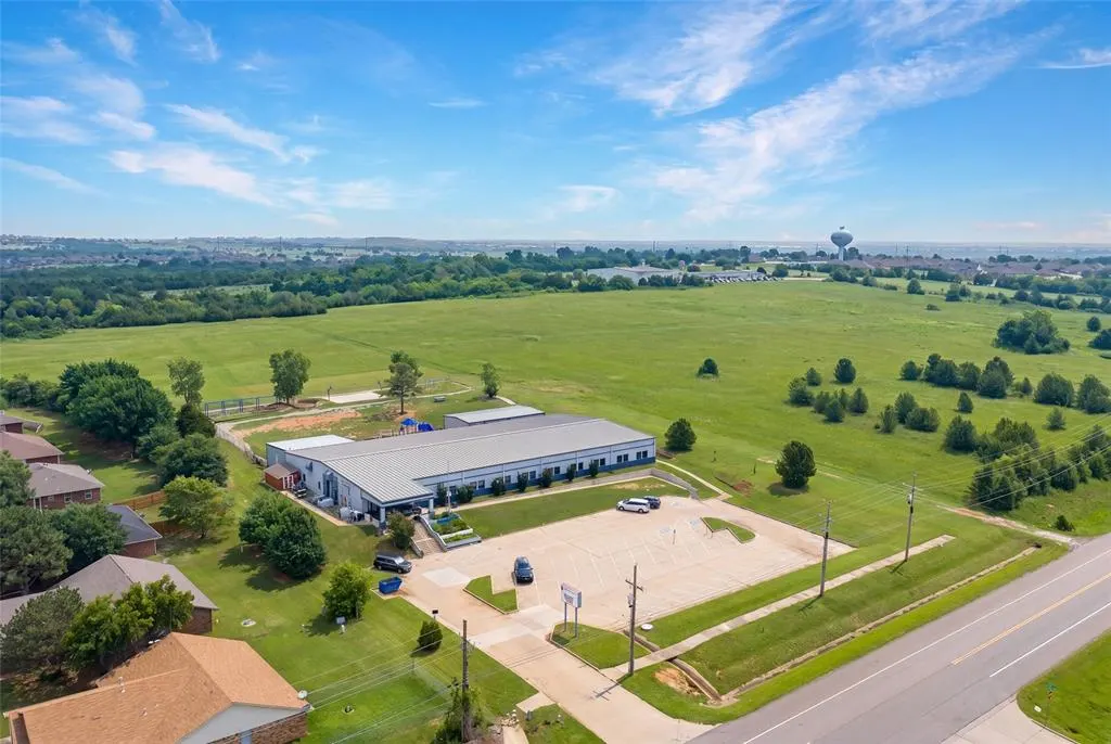 Photo 23 — 122 E Richmond Road, Stillwater, OK 74075