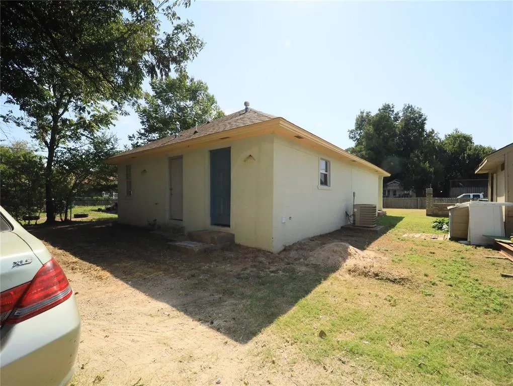 Photo 6 — 2539 SW 32nd Street, Oklahoma City, OK 73119