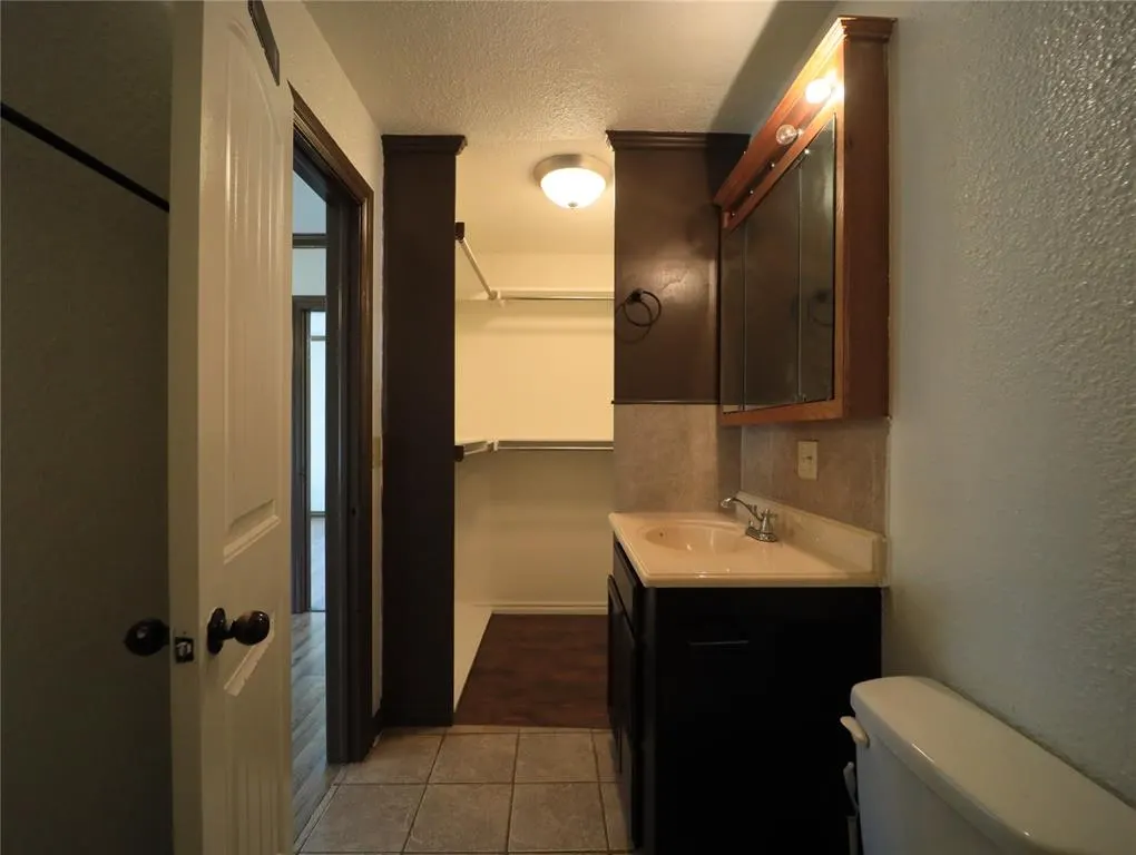 Photo 12 — 2539 SW 32nd Street, Oklahoma City, OK 73119