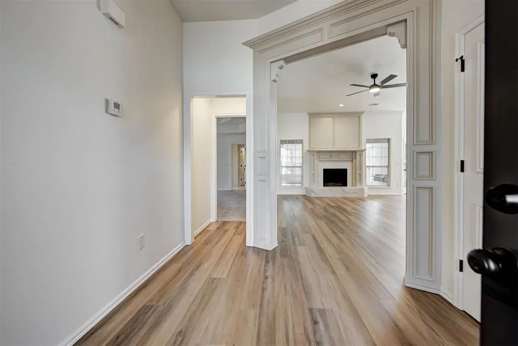 Photo 5 — 9216 Lakecrest Drive, Oklahoma City, OK 73159
